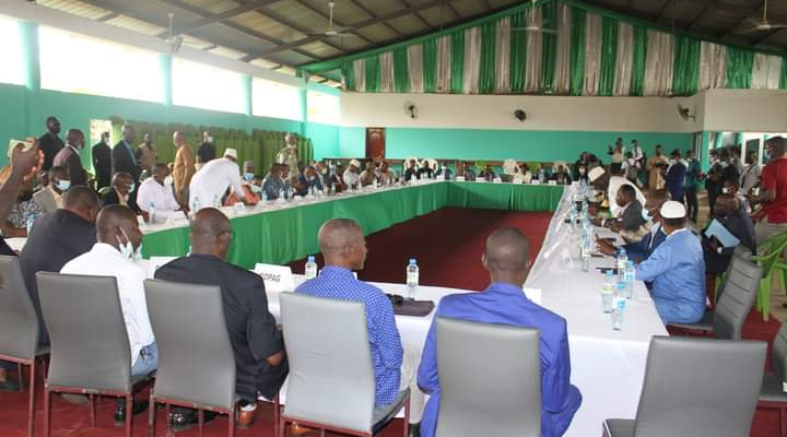 Transition en Guinée : plusieurs partis politiques forment un bloc contre le CNRD - Guinée Nondi